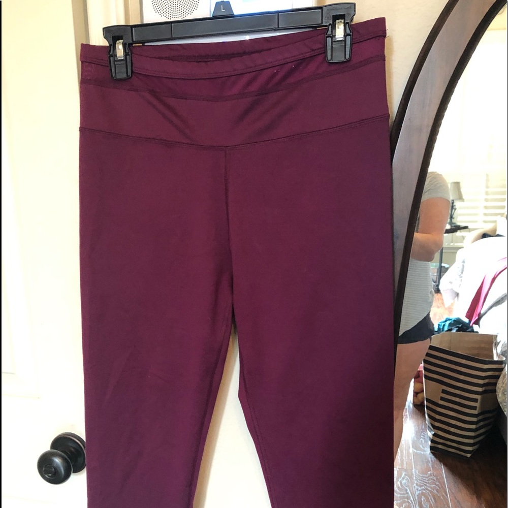 Fabletics Large Cropped leggings